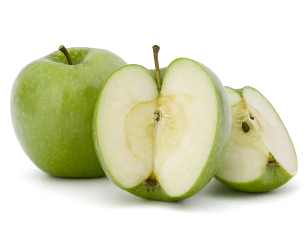 Зеленые нарезанные яблоки — стоковое фото