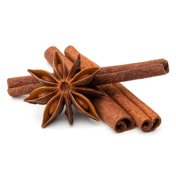 Cinnamon sticks and star anise — Stock Photo, Image