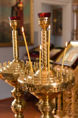 Kilisedeki dekorasyon unsurları.