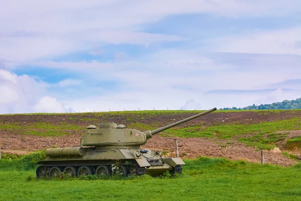 Tank sahada — Stok fotoğraf