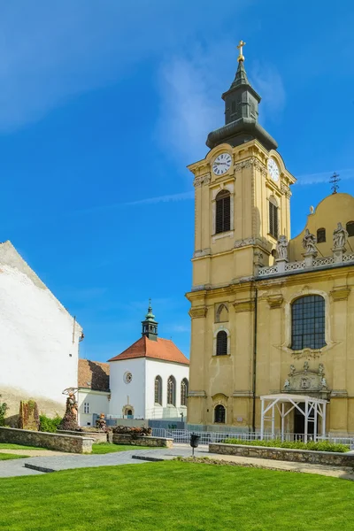 Cortile della chiesa — Foto Stock