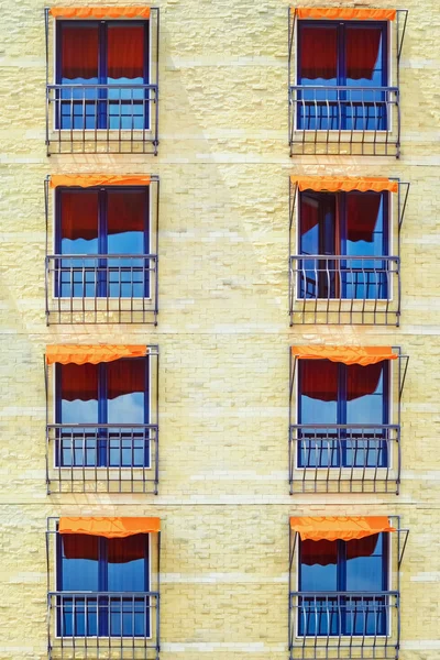 Janelas — Fotografia de Stock