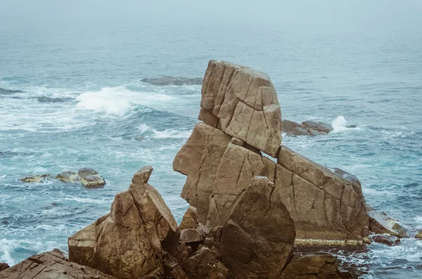 Скалы Черного моря — стоковое фото