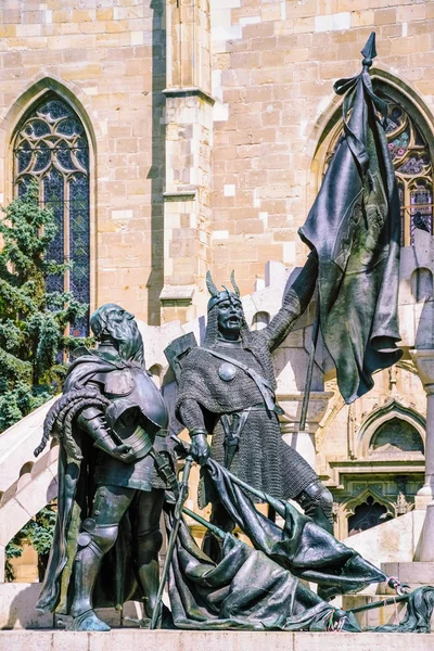 Sculpture de guerriers médiévaux — Photo