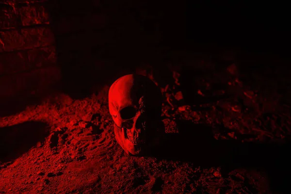 Creepy Skull Illuminated Red Light Light — Stock Photo, Image