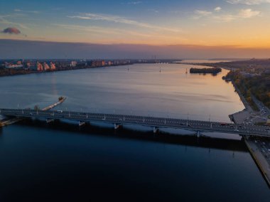 İyi akşamlar Voronezh, Chernavsky Köprüsü, hava manzaralı..