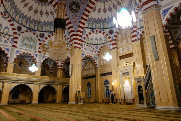 Interior Mesquita Ahmad Kadyrov Coração Chechênia — Fotografia de Stock