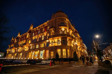 Rostov-on-Don 'un merkez bölgesi. Tarihi binaların güzel mimarisi.