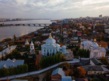 Akşamları Voronezh, Akatov Manastırı, hava aracı manzarası.
