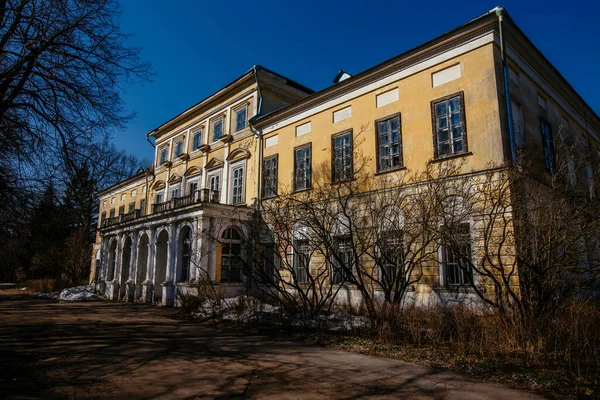 Moskova Bölgesi Rusya Terk Edilmiş Eski Malikane Znamenskoye Sadki — Stok fotoğraf