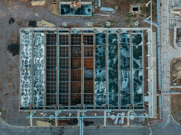 近代的な下水処理場、ドローンからの空中ビュー — ストック写真