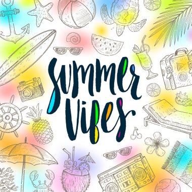 Yaz vibes - yaz tatillerini illüstrasyon vektör. Elle çizilmiş yaz tatil öğeleri ile el yazısı hat.