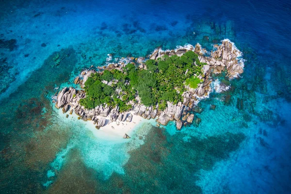 Beautiful view to Seychelles Coco island — Stock Photo, Image