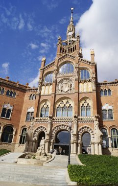 Barcelona 'daki Modernista de Sant Pau' ya geri dön.