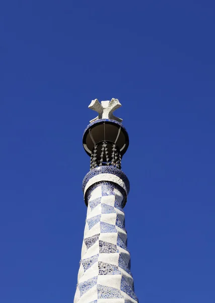 Věž v parku guell — Stock fotografie