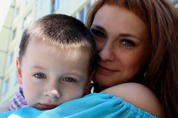 Mutter und Sohn — Stockfoto