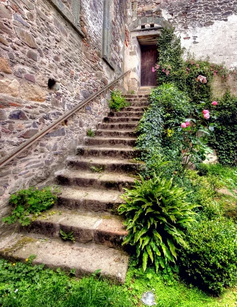 eski harabe, taş merdiven