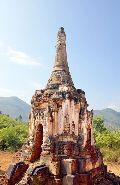 Ruinas templos de Indein en Myanmar — Foto de Stock