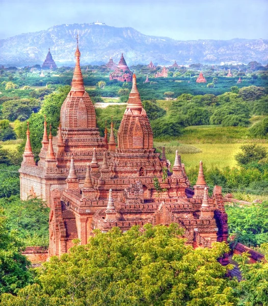 Pagode no vale de Bagan — Fotografia de Stock