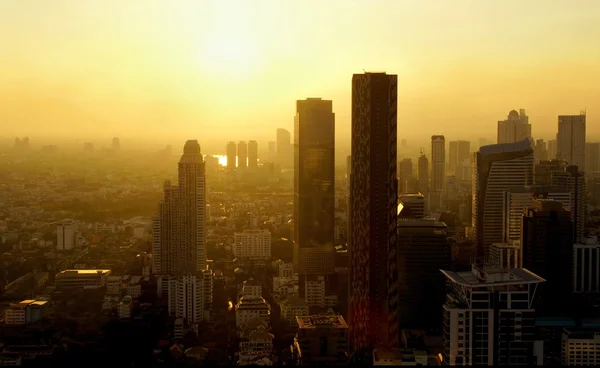 バンコク市内の夕日 ストック写真