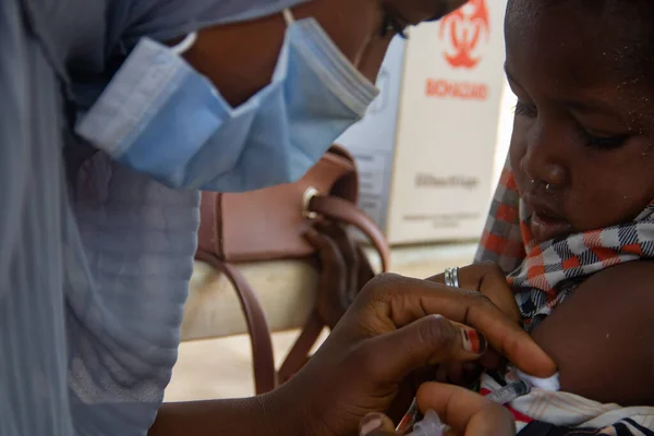 Egészségügyi Világszervezet Who Tömeges Vakcinázási Kampány Afrikában Covid Világjárvány Kitöréséért — Stock Fotó