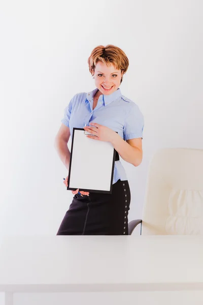 Business lady with clipboard — Stock Photo, Image