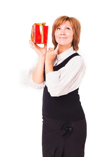 Bella donna con regalo — Foto Stock