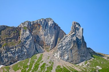 Güzel Pilatus Dağı
