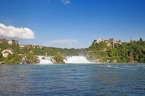 Rheinfall vattenfall i höst — Stockfoto