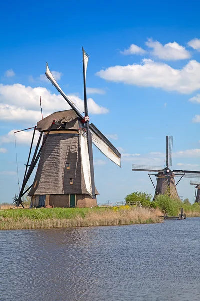 Anciens moulins à vent près de Kinderdijk — Photo