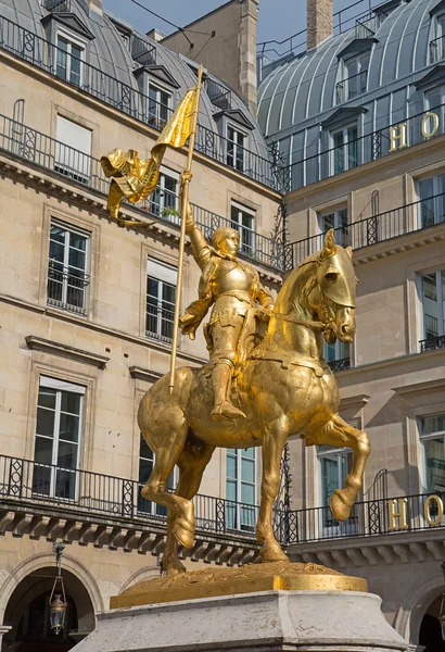 Ünlü Jeanne d'Arc heykeli — Stok fotoğraf