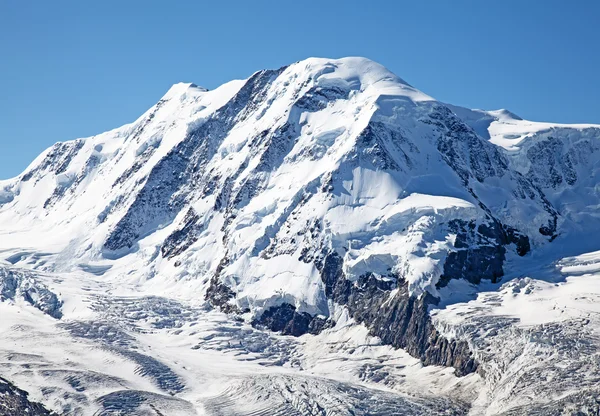 Smältande glaciärerna i de schweiziska Alperna — Stockfoto