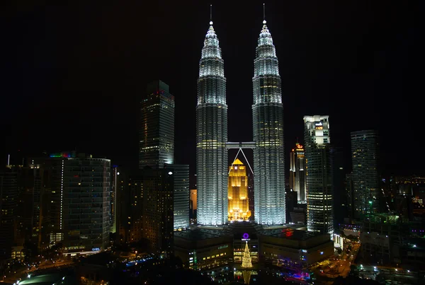 Petronas twin towers — Stock fotografie