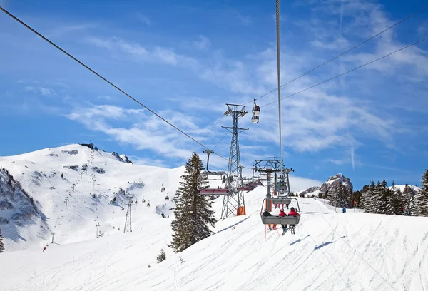 Winter in den Schweizer Alpen — Stockfoto