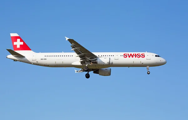Airbus A-321 Swiss Air — Stockfoto