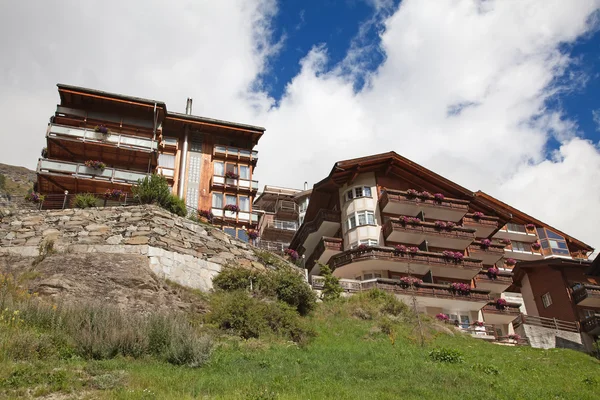 Berömda schweiziska staden Zermatt — Stockfoto