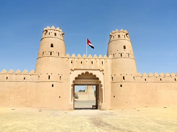 Jahili fort in Al Ain oasis — Stock Photo, Image