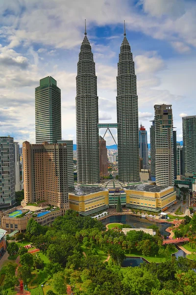 Petronas twin towers — Stock fotografie