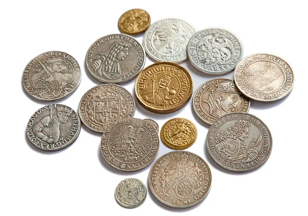 Коллекция средневековых монет — стоковое фото