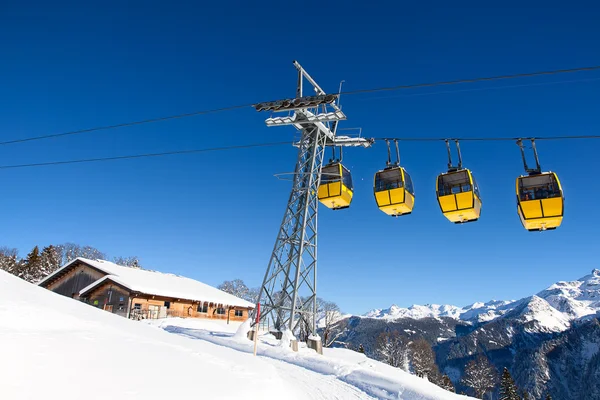 Inverno nos alpes suíços — Fotografia de Stock