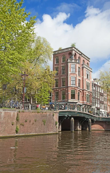 Traditional houses of the Amsterdam — Stock Photo, Image
