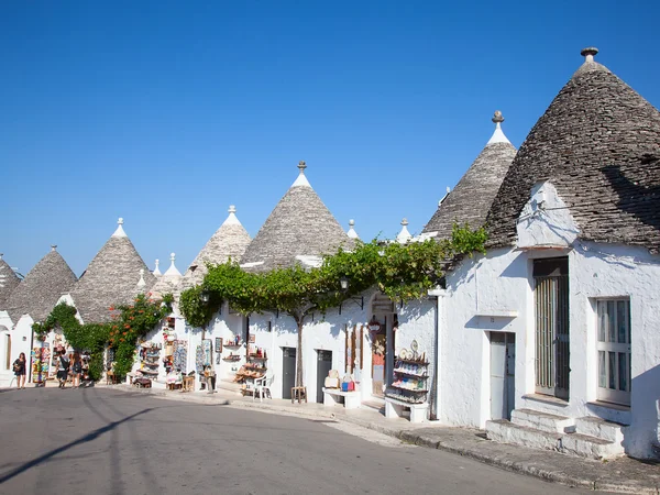 Traditionele "Trulli" huizen — Stockfoto