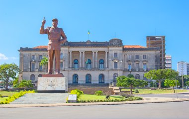 Maputo Michel Samora heykeli,