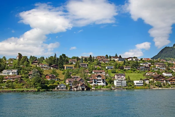 Pueblo Weggis en el lago Lucern — Foto de Stock