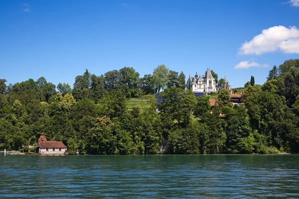 Vesnice Weggis na jezeře Lucern — Stock fotografie