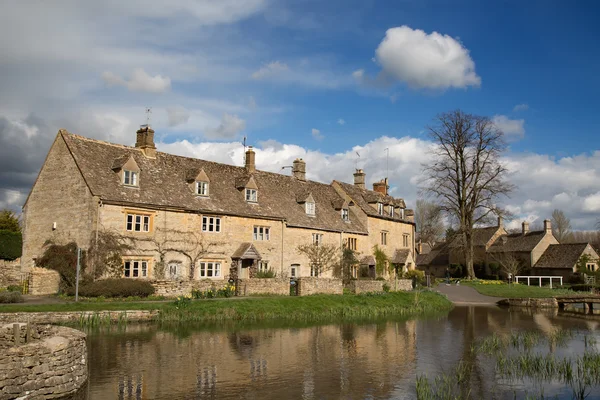 Ancien village "Lower Slaughter" i — Photo