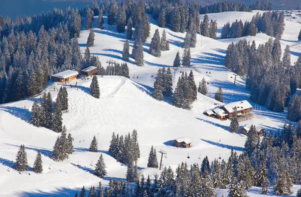 斜坡上滑雪度假村 flumserberg — 图库照片