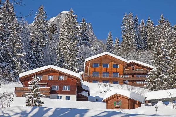 Invierno en los alpes suizos — Foto de Stock