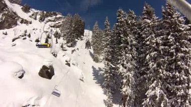 İsviçre Alplerinde kış (Braunwald, Glarus, İsviçre)