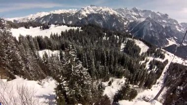 İsviçre Alplerinde kış (Braunwald, Glarus, İsviçre)